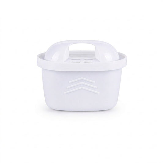 Cartouche filtrante Aquamerra pour carafe de 2,5 litres et distributeur de 7,5 litres, sur fond blanc.
